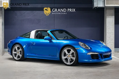 
           
        2015 Porsche 911 Targa 4