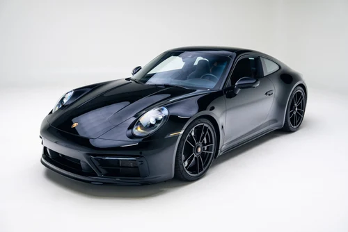 
           
        2024 Porsche 911 Carrera GTS