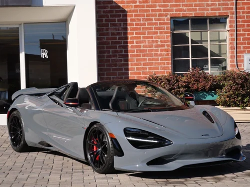 
           New 
        2026 McLaren 750S Icon Series