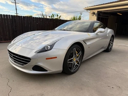 
           
        2016 Ferrari California T