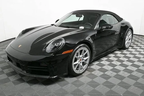 
           
        2025 Porsche 911 Carrera