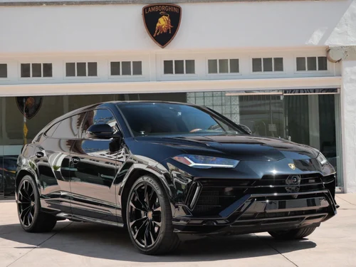 2023 Lamborghini Urus S
