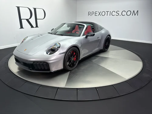 
           
        2025 Porsche 911