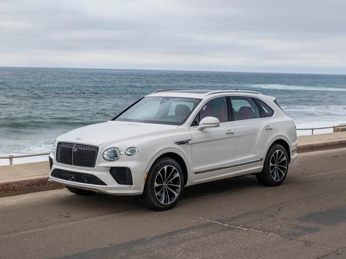
           New 
        2025 Bentley Bentayga V8