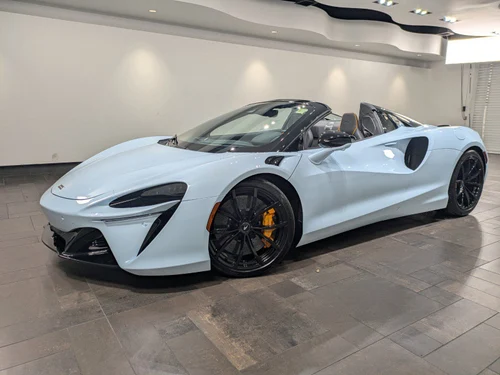 
           
        2025 McLaren ARTURA TECHLUX