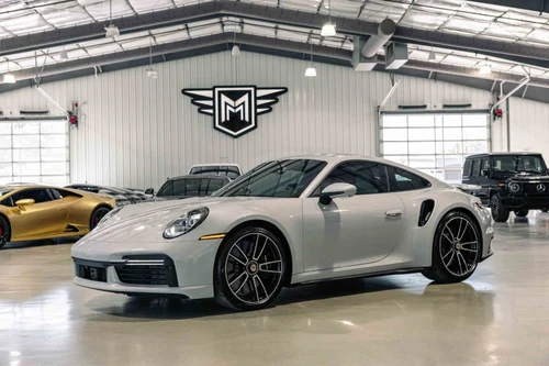 
           
        2024 Porsche 911
