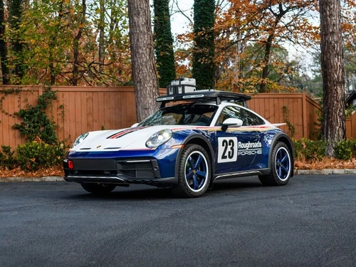 
           
        2024 Porsche 911