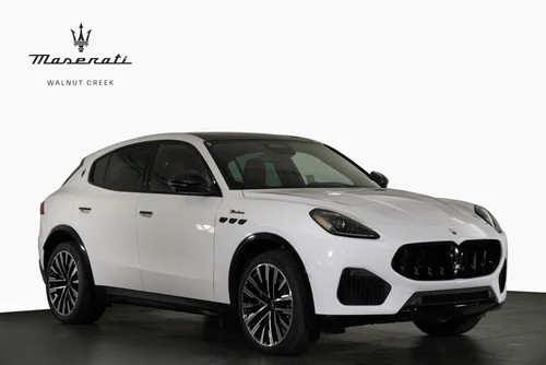 
           New 
        2025 Maserati Grecale Modena
