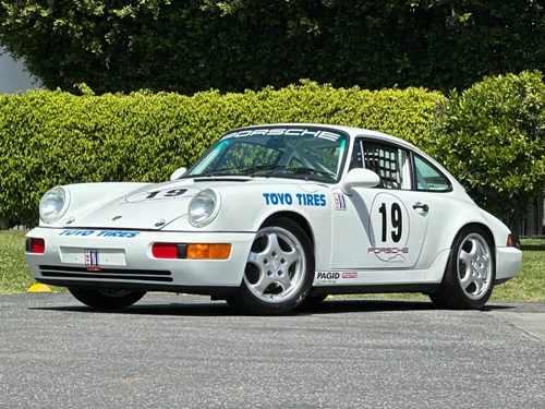 
           
        1992 Porsche 911 Carrera RS America