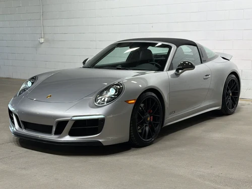 
           
        2019 Porsche 911 4S