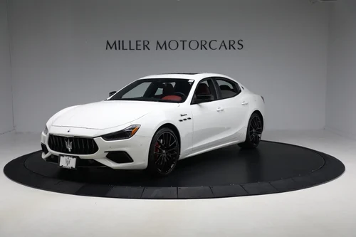 
           
        2022 Maserati Ghibli Modena Q4