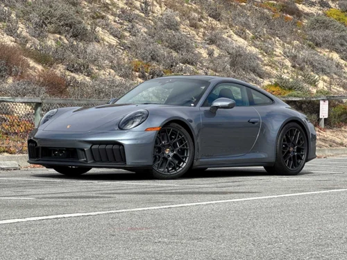 
           
        2025 Porsche 911