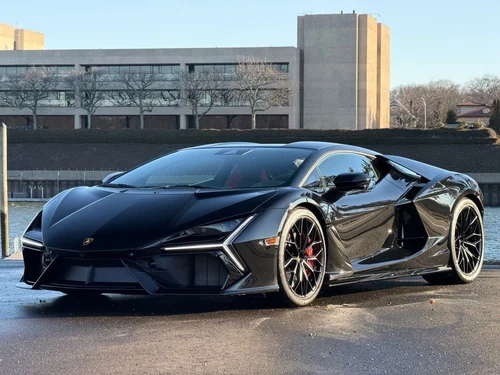 
           
        2024 Lamborghini Revuelto Base