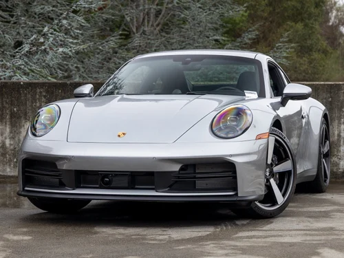 
           
        2025 Porsche 911 Carrera