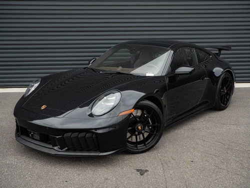 
           
        2026 Porsche 911 Carrera GTS
