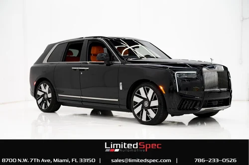 2025 Rolls Royce Cullinan Base
