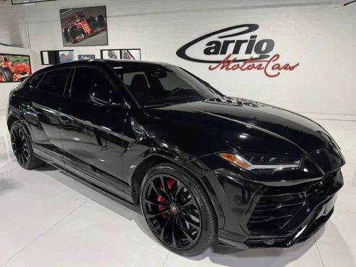 
           
        2021 Lamborghini Urus