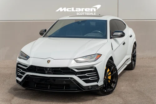 
           
        2021 Lamborghini URUS
