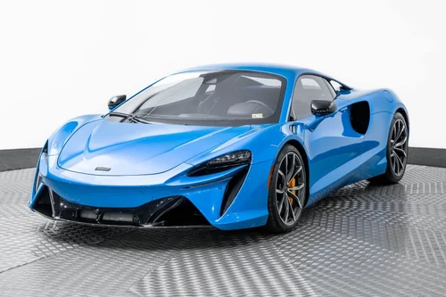
           New 
        2025 McLaren Artura Base