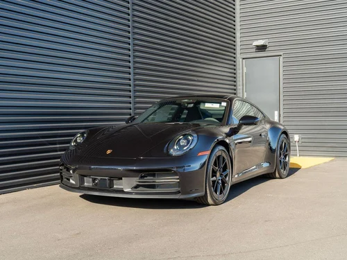 
           
        2026 Porsche 911 Carrera