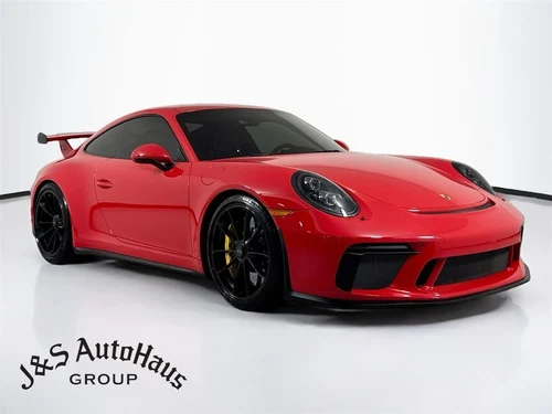 
           
        2018 Porsche 911 GT3