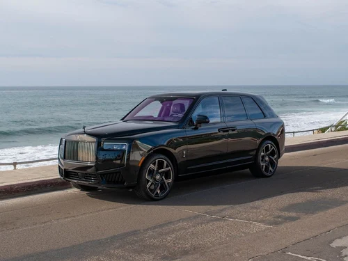 
           New 
        2026 Rolls-Royce Black Badge Cullinan