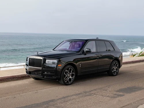 
           
        2021 Rolls-Royce Cullinan Black Badge