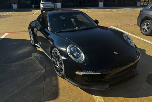 
           
        2016 Porsche 911 Carrera