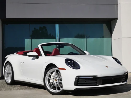 
           
        2021 Porsche 911 Carrera