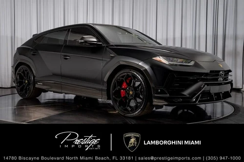 
           
        2024 Lamborghini Urus Performante