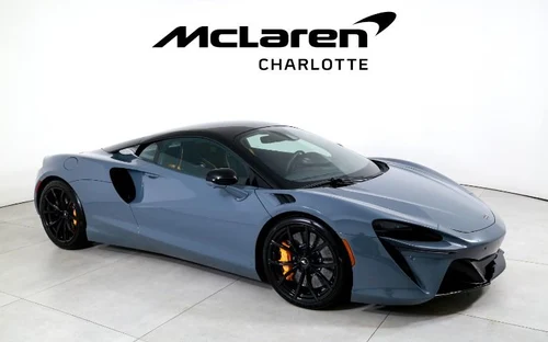 
           
        2023 McLaren Artura
