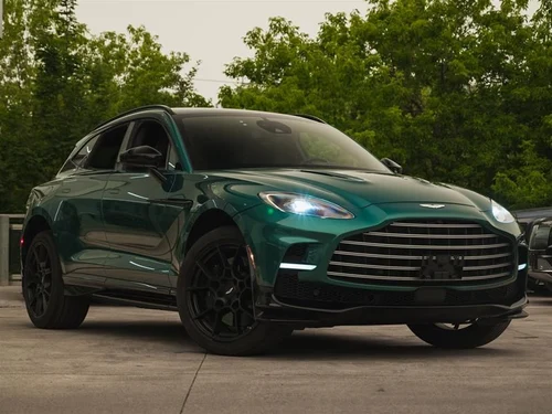 2023 Aston Martin DBX707