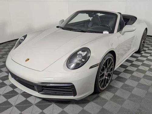 
           
        2021 Porsche 911 Carrera