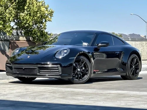 
           
        2021 Porsche 911 Carrera