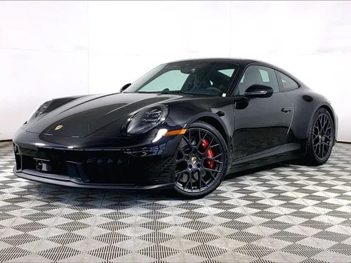 
           New 
        2026 Porsche 911 Carrera GTS