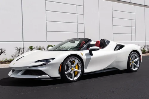 
           
        2024 Ferrari SF90 Spider