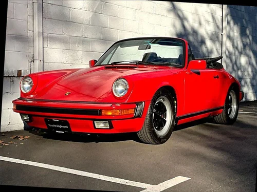 
           
        1986 Porsche 911 Cabriolet
