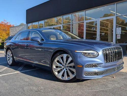 
           New 
        2026 Bentley Flying Spur V8