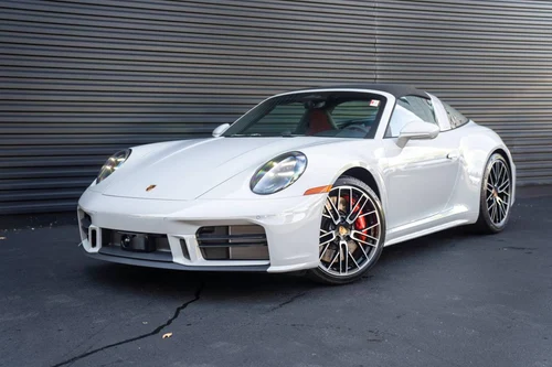 
           New 
        2026 Porsche 911 Targa 4S