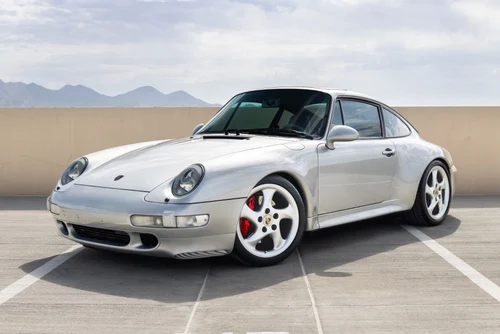 
           
        1997 Porsche 911 Carrera 4S