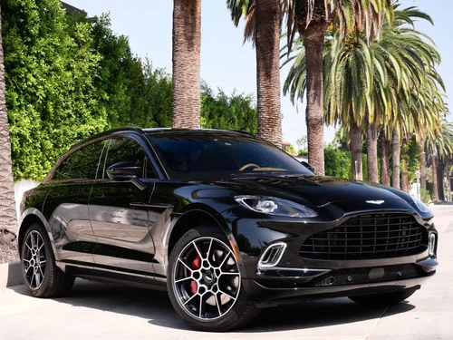 
           
        2021 Aston Martin DBX