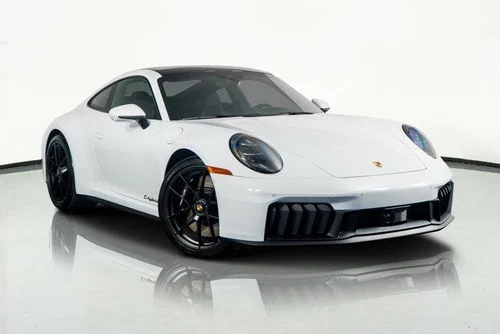 
           
        2025 Porsche 911 Carrera 4 GTS