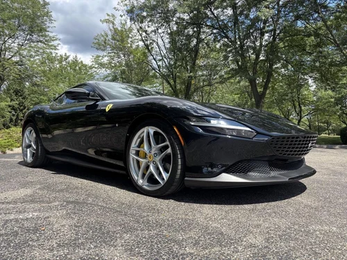 
           
        2022 Ferrari Roma