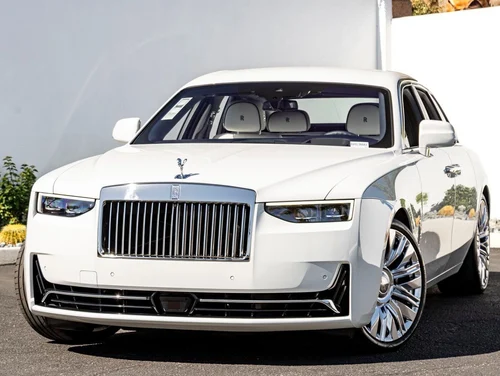 
           New 
        2027 Rolls-Royce Ghost