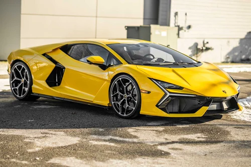 
           
        2025 Lamborghini Revuelto
