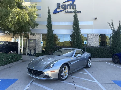 
           
        2016 Ferrari California T