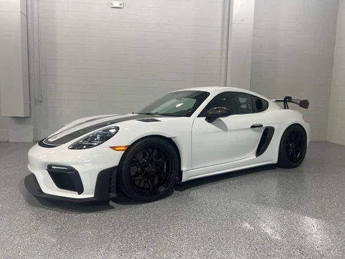 2024 Porsche 718 Cayman GT4 RS