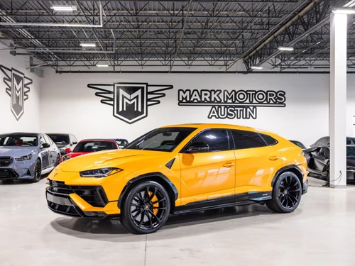 
           
        2024 Lamborghini Urus