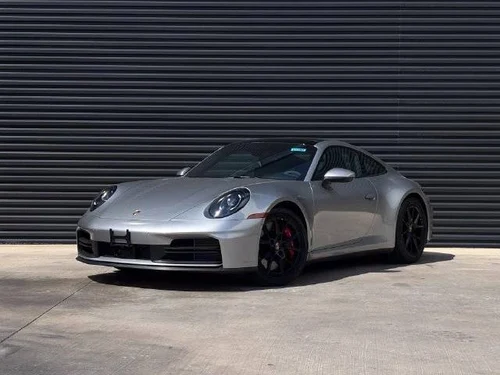 
           
        2025 Porsche 911
