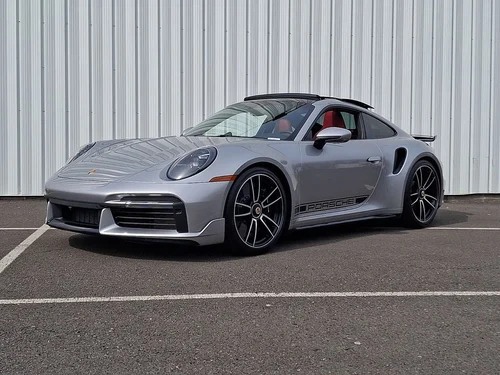 
           
        2024 Porsche 911